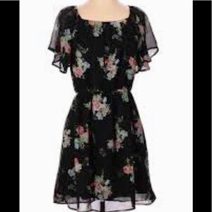 𝅺xxi sheer floral garden party flowy dress small
